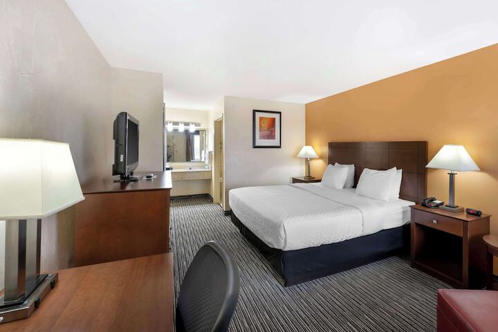 Best Western Snyder Inn
