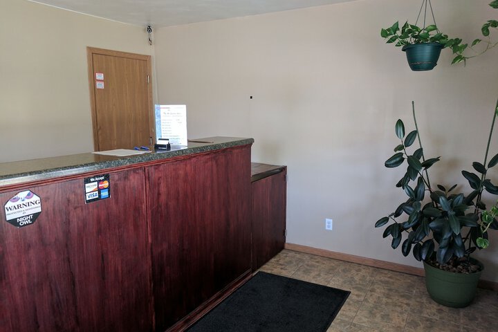 All Seasons Motel
