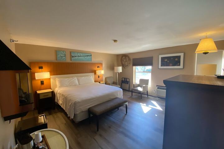 Room 34 of 91