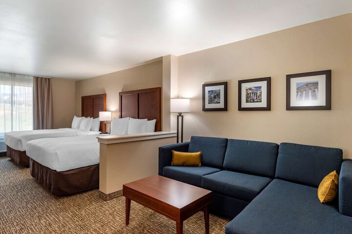Room 14 of 27