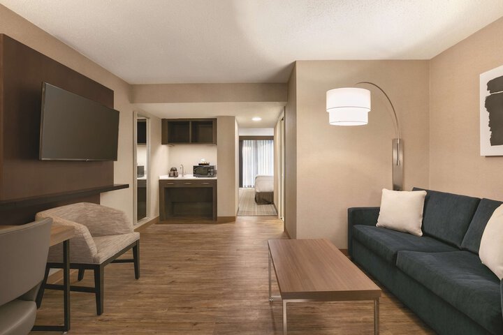 Room 16 of 45