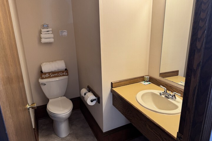 Room 17 of 57
