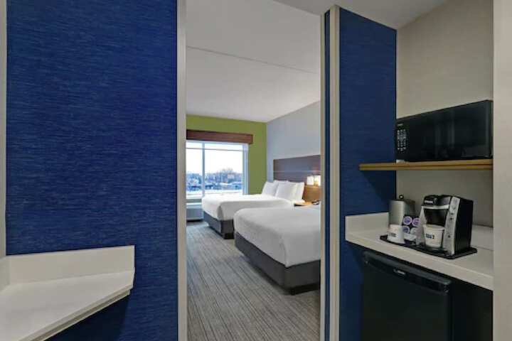 Room 41 of 57