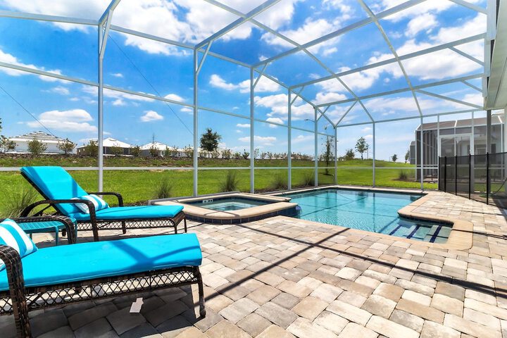 Pool 13 of 98