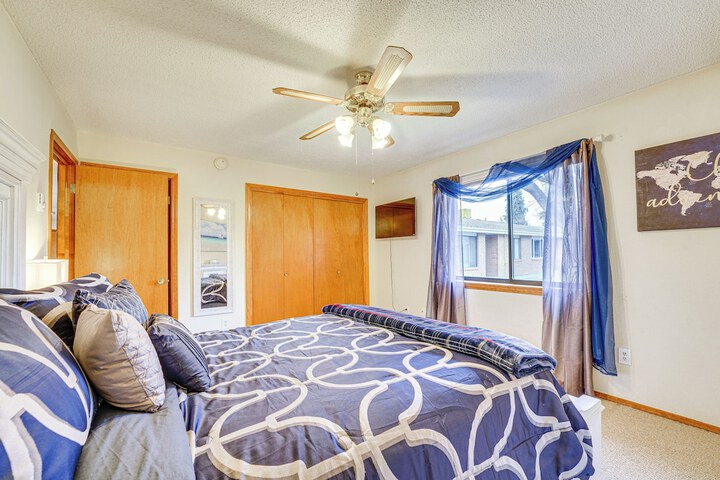 Downtown Delta Condo 34 Mi to Black Canyon!