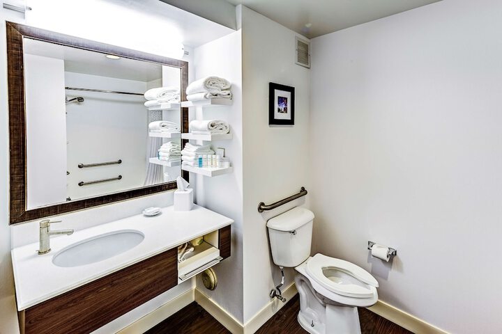 Room 25 of 75