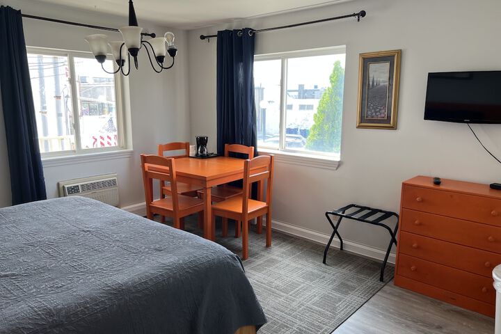Room 78 of 93