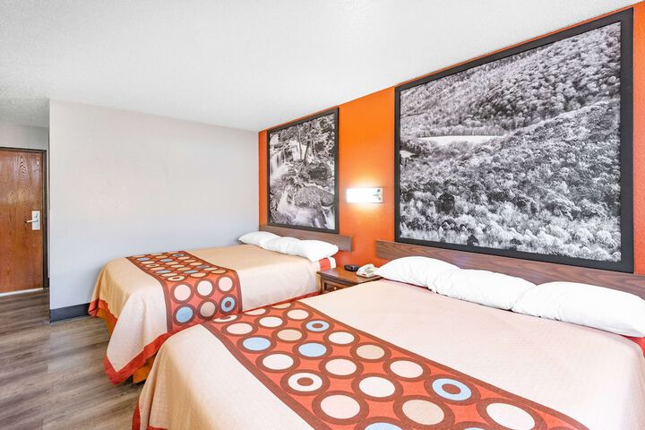 Room 16 of 26