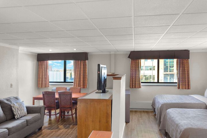 Room 51 of 72