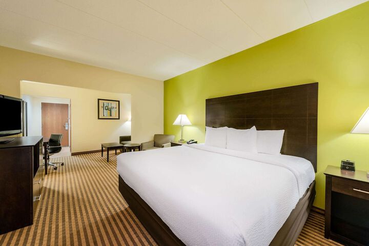 Room 19 of 51