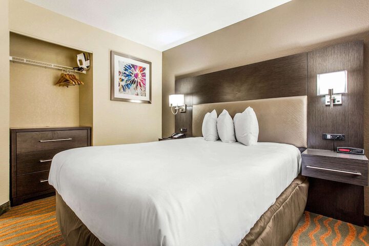 Room 12 of 31