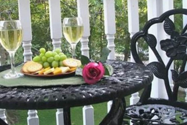 White Oak Manor Bed & Breakfast
