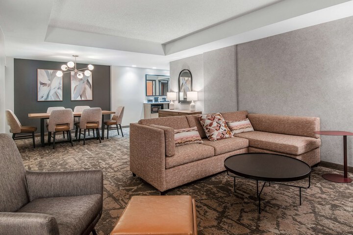 Embassy Suites by Hilton Albuquerque