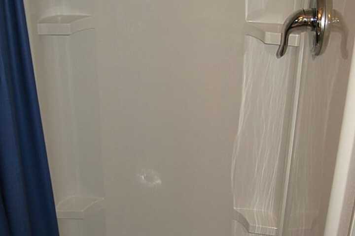 Room 5 of 25