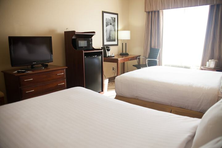 Holiday Inn Express Hotel & Suites Mountain Home by IHG