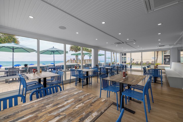 The Oceanfront Litchfield Inn