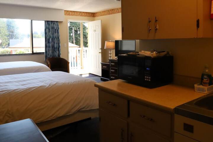 Room 17 of 35