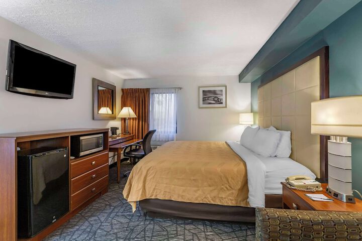 Room 16 of 43