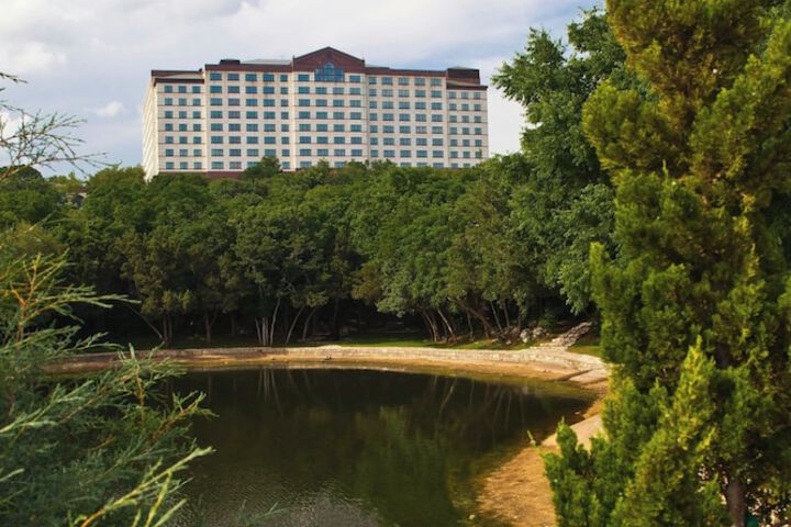 Hotel 3 of 161
