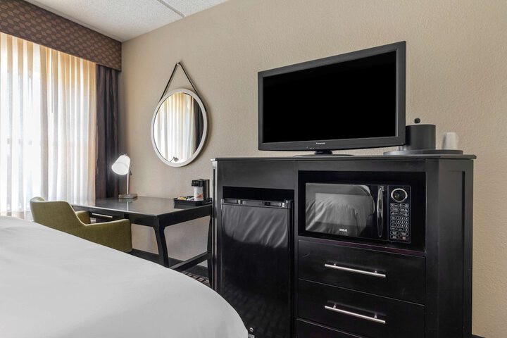 Room 15 of 29