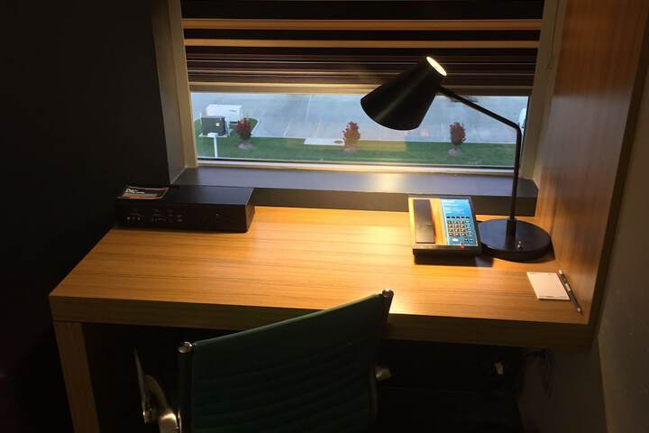 Room 15 of 50