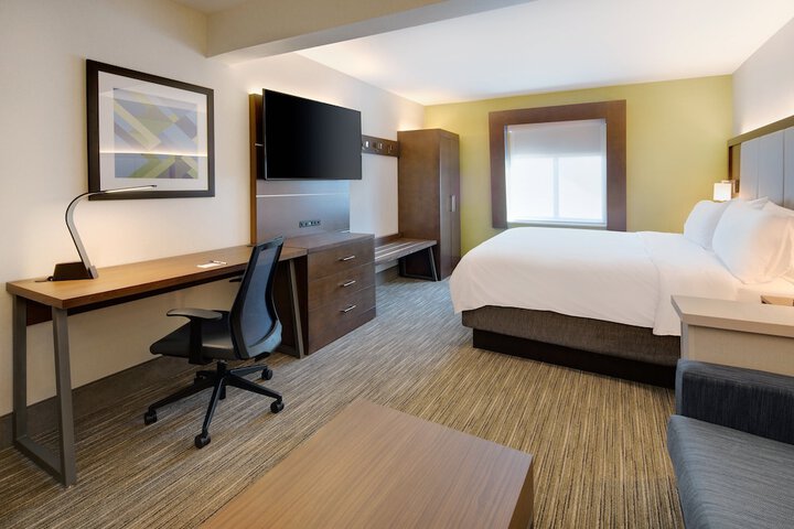 Room 26 of 50