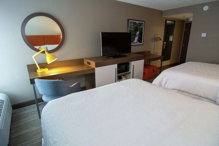 Room 13 of 35