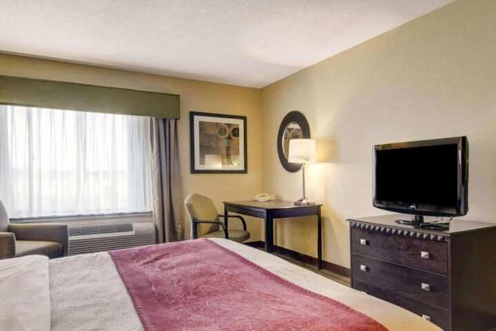 Room 21 of 27