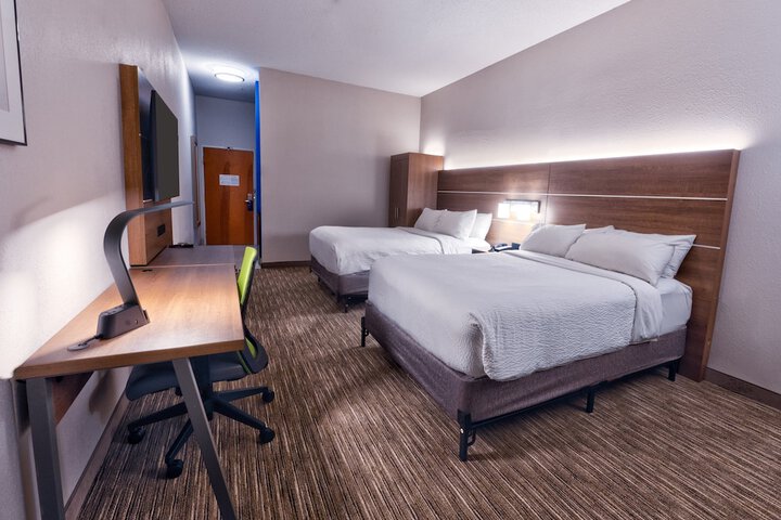 Room 38 of 69