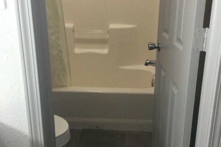 Room 35 of 42