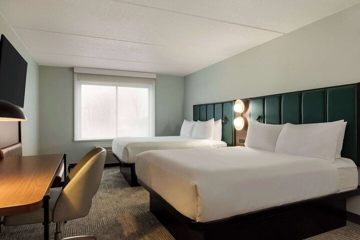 Wingate by Wyndham Green Bay / Airport
