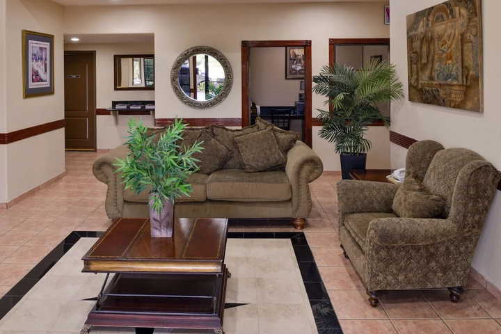 Best Western Garden Inn & Suites