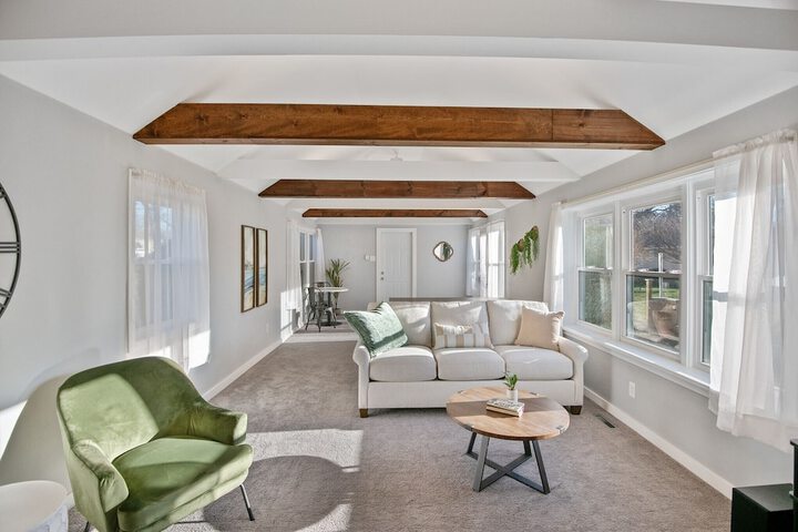 sweet Serenity" Stay 10 Minutes From Hershey 3 Bedroom Home by RedAwning
