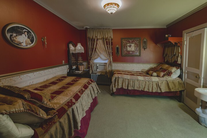 Room 15 of 41