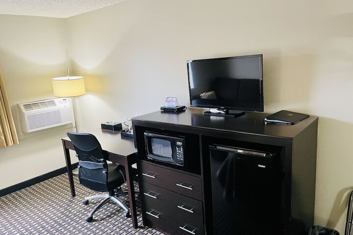 Room 21 of 39