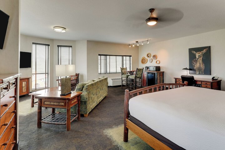 Room 16 of 60