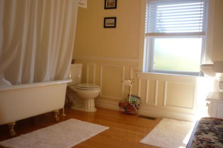 Place Victoria Place Bed & Breakfast