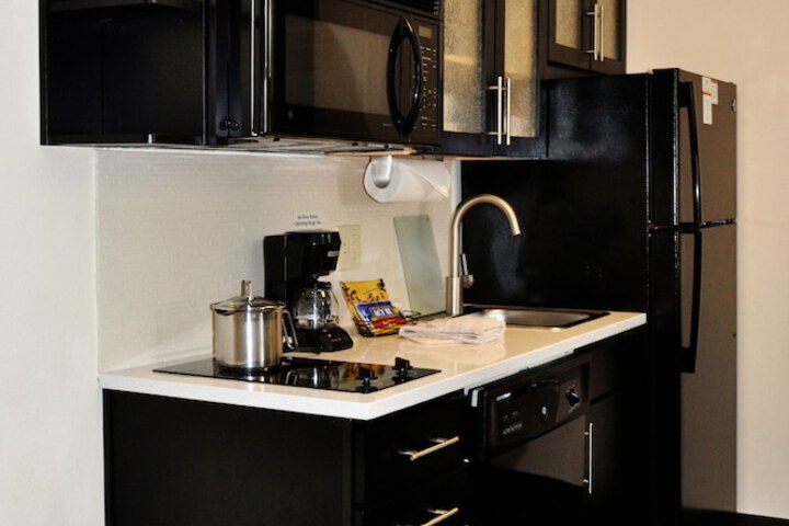Candlewood Suites Washington Dulles Sterling by IHG
