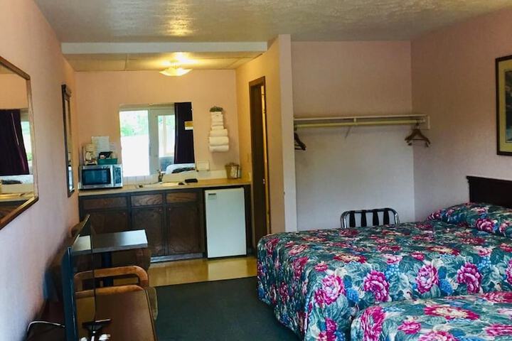 Room 14 of 24