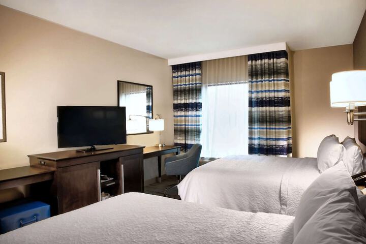 Room 18 of 32