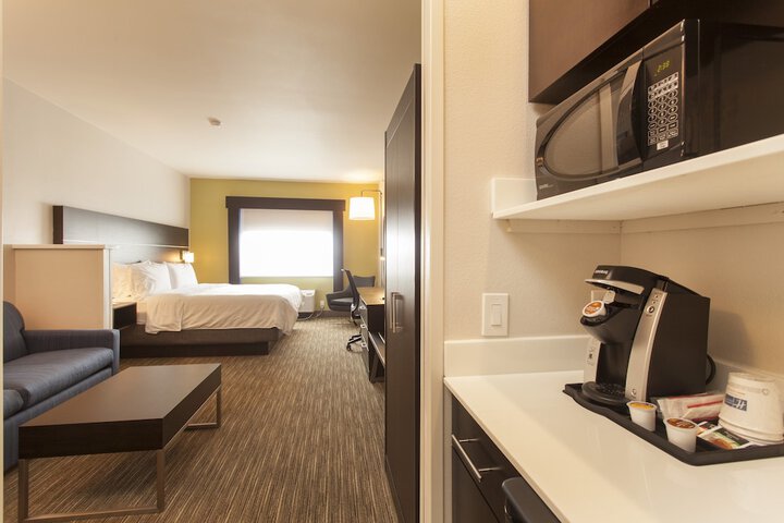 Room 20 of 34