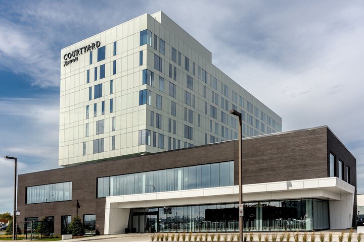 Hotel 3 of 70