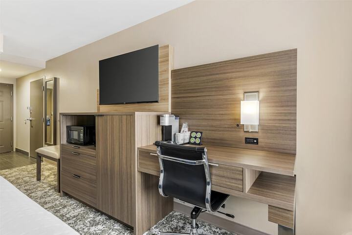Best Western Plus Sanford Airport / Lake Mary Hotel