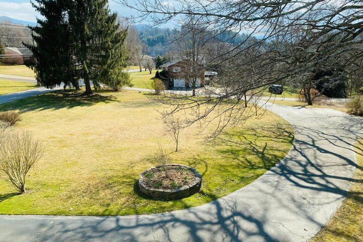 Property Grounds 22 of 22