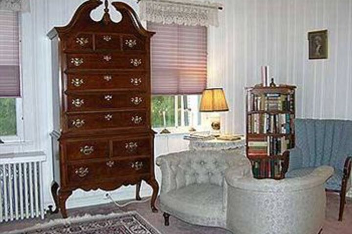 Isaac Hilliard House