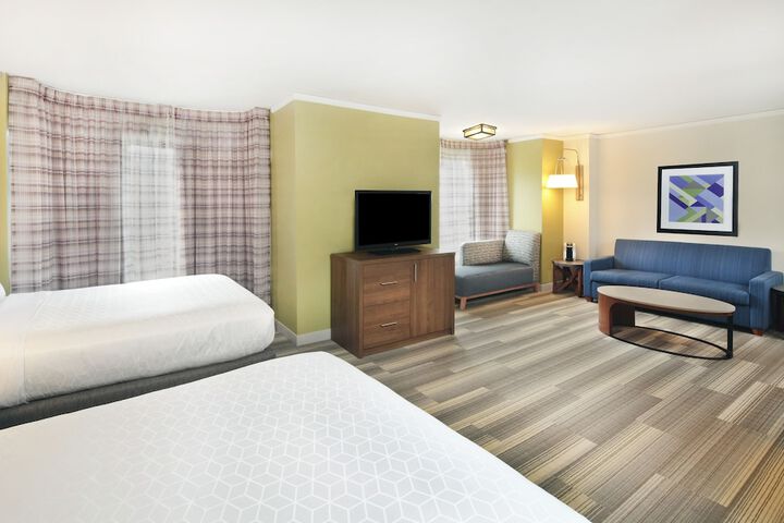 Room 19 of 50
