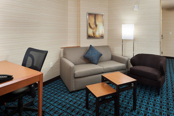 Room 27 of 37