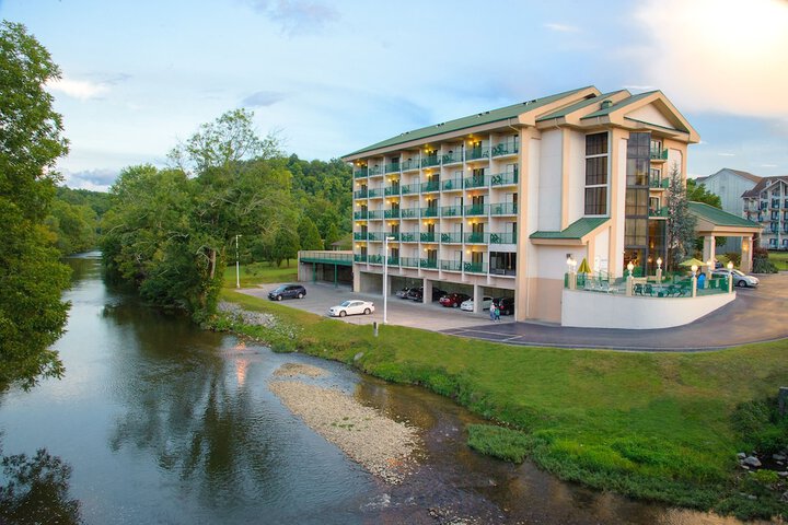 Hotel 3 of 91
