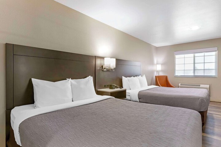 Room 16 of 30