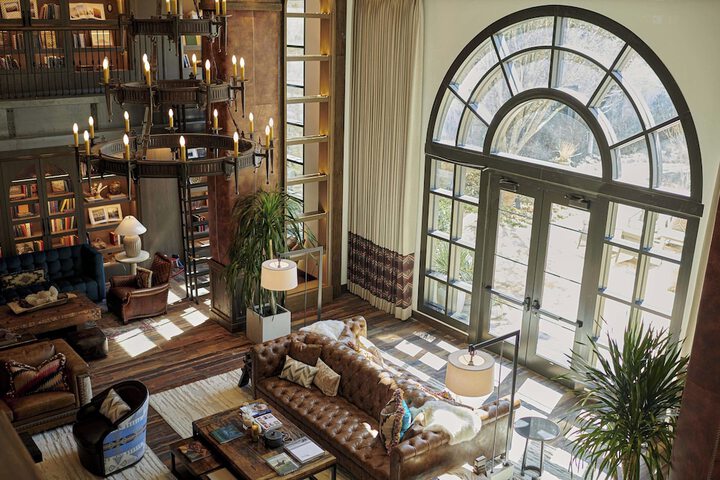 Hotel Interior 22 of 100